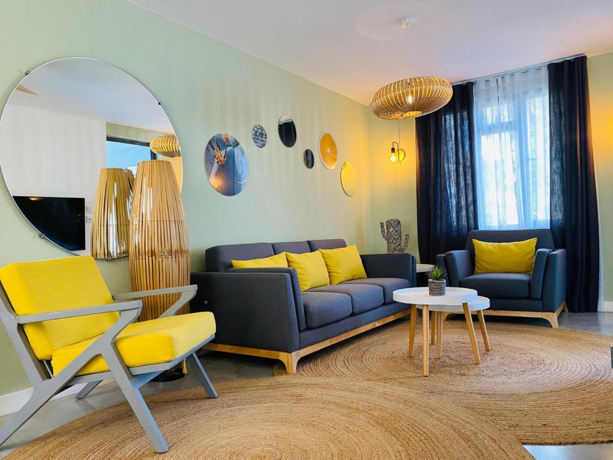 Sweet Beach Apt-Pool, Terrace, Ground Floor, Few Steps From Beach! Flic-en-Flacq Dış mekan fotoğraf